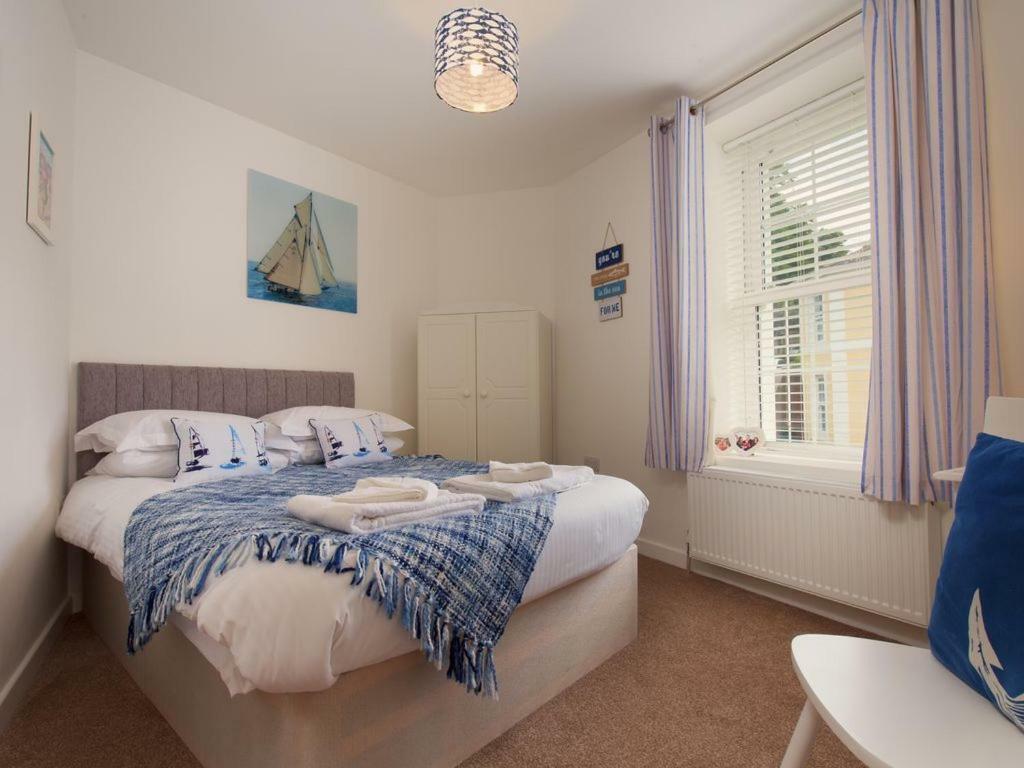 The Bonting Beautiful Three Bed Townhouse Near Harbour And Beach 토키 외부 사진