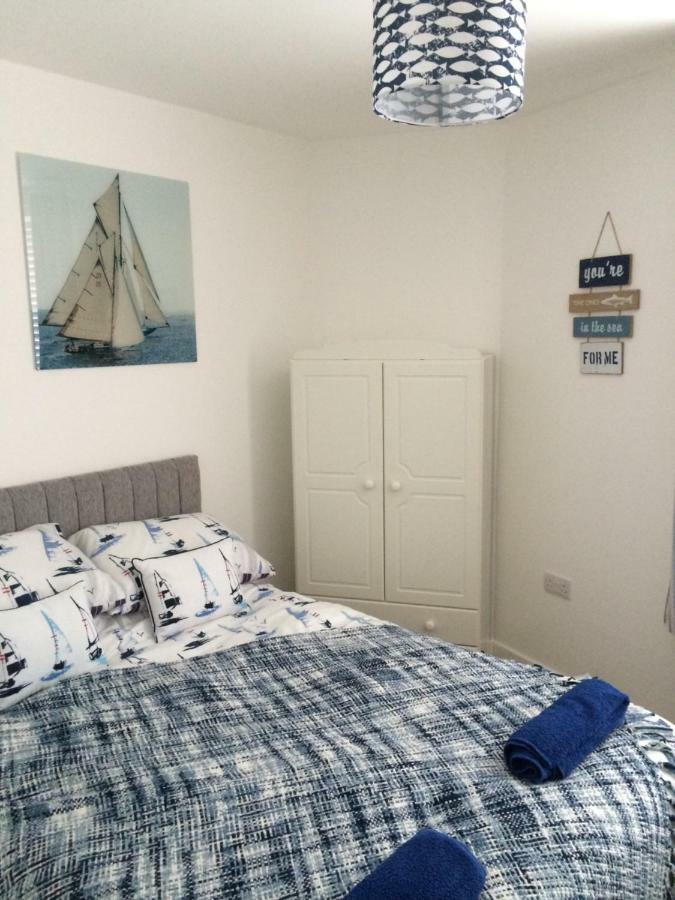 The Bonting Beautiful Three Bed Townhouse Near Harbour And Beach 토키 외부 사진